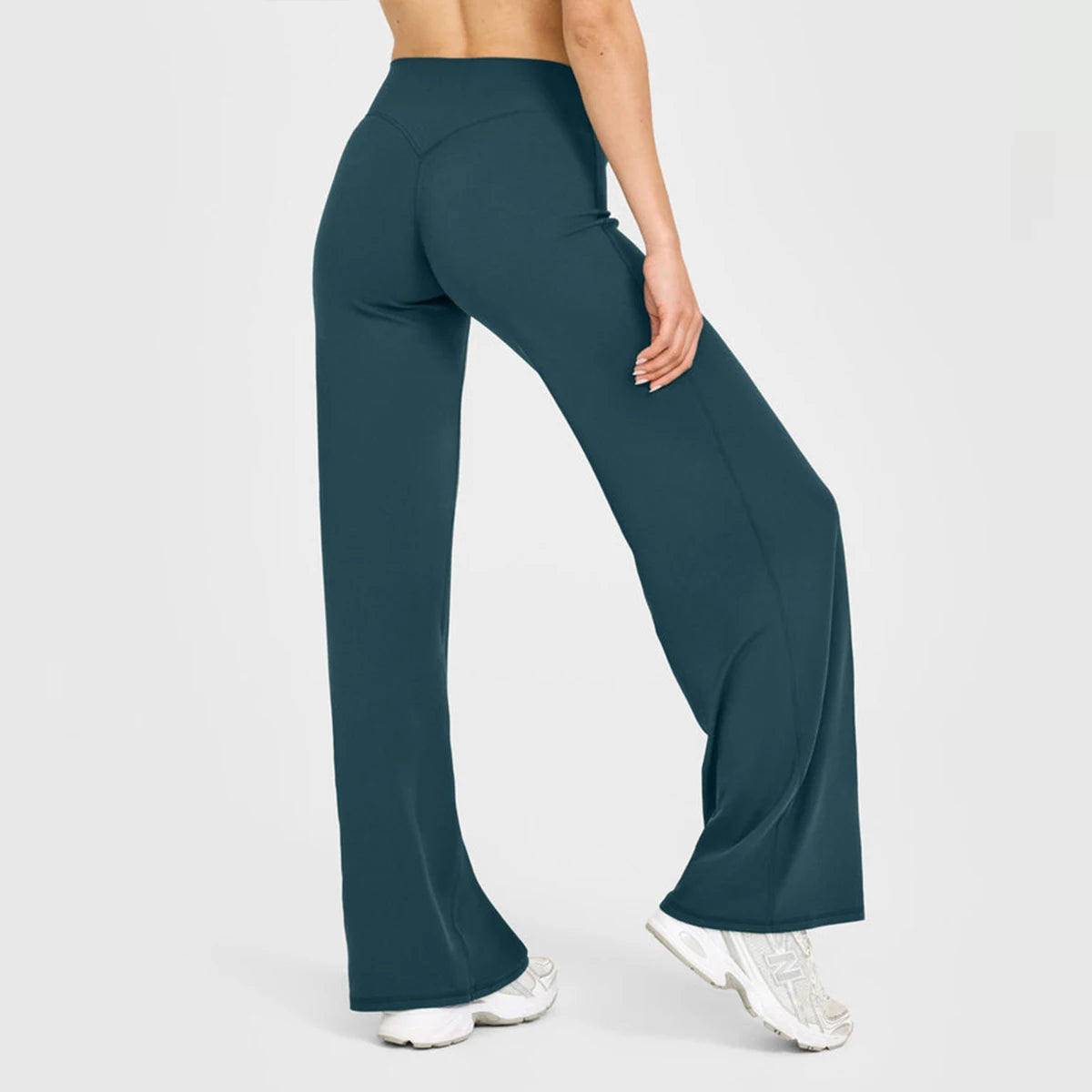 Suoralahkeiset ja hengittävät joogahousut