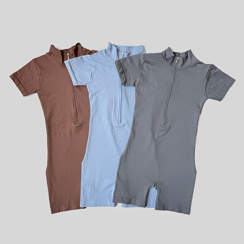 Active Sculpt -haalari vetoketjulla