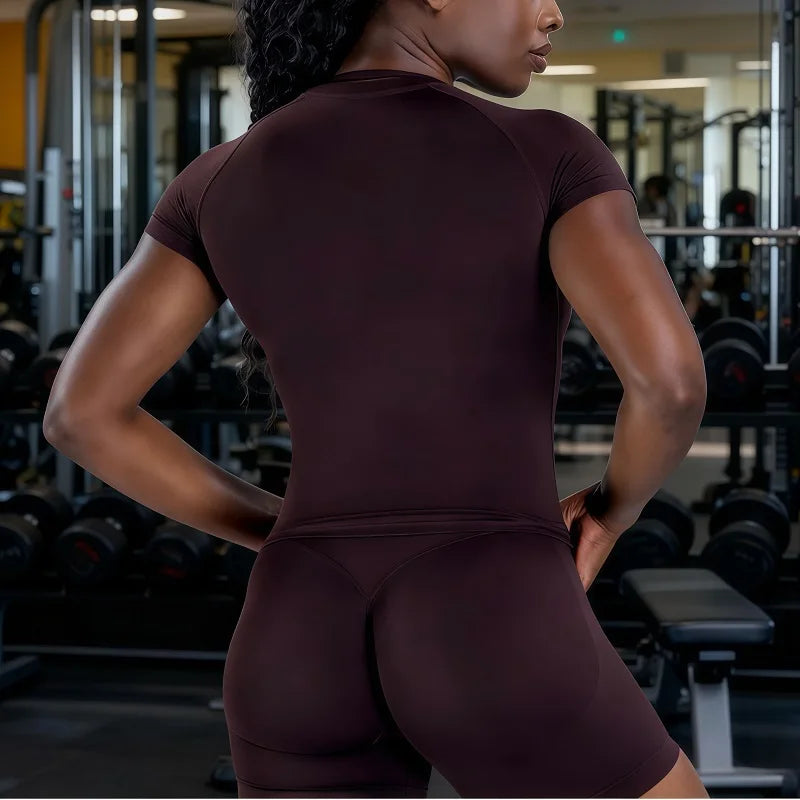 Saumaton Sport-toppi