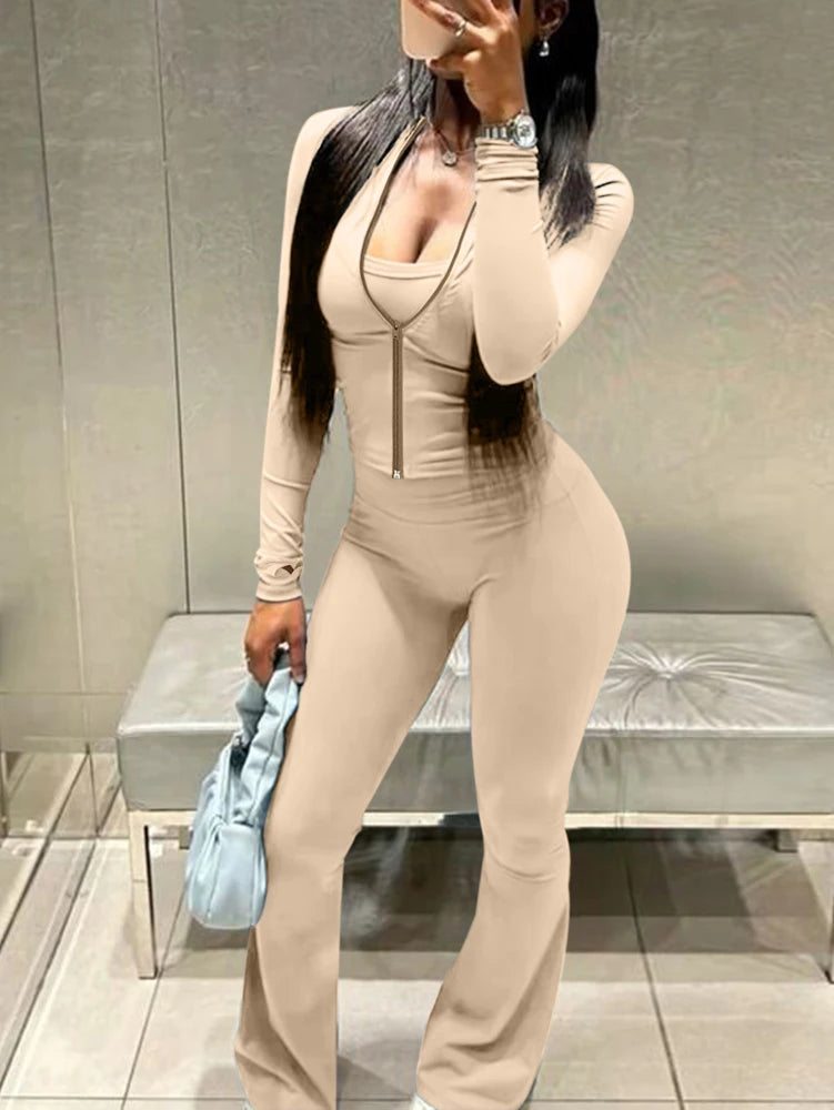 crop-toppi ja leveälahkeiset housut -asu